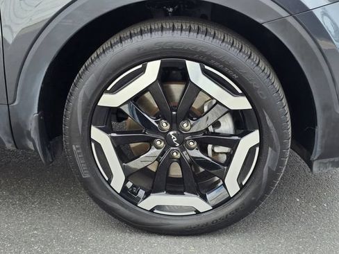 Certified 2024 Kia Telluride S w/ S Sunroof Package AWD/4WD image 11
