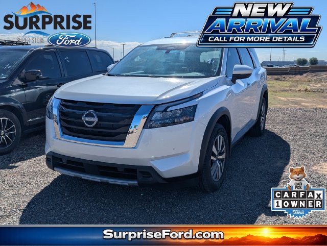 Used 2025 Nissan Pathfinder SL FWD image 1