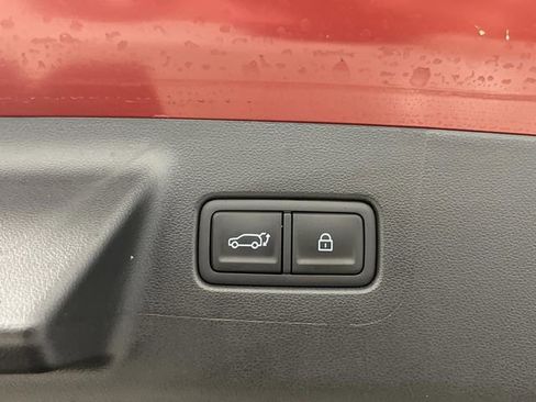 Used 2025 Hyundai Santa Fe XRT image 17