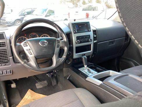 Used 2015 Nissan Titan PRO-4X image 16