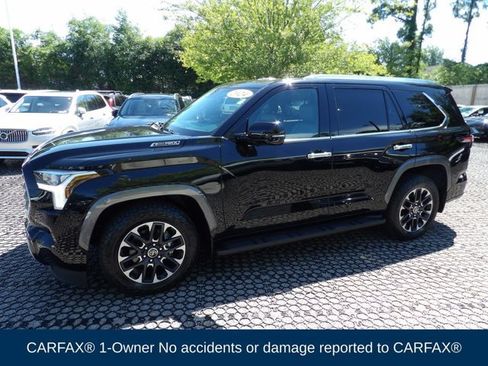 Used 2024 Toyota Sequoia Limited w/ Tow Technology Package AWD/4WD image 3