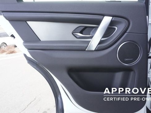 Used 2025 Land Rover Discovery Sport Dynamic SE image 28