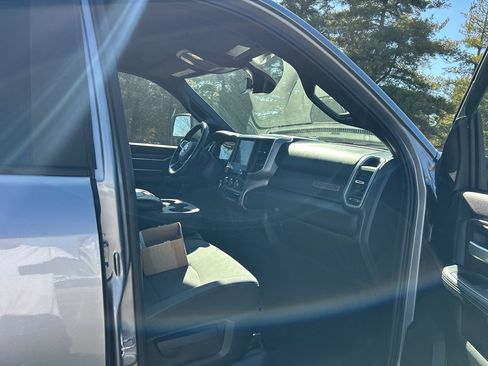 Used 2024 RAM 2500 Big Horn w/ Bed Utility Group image 13