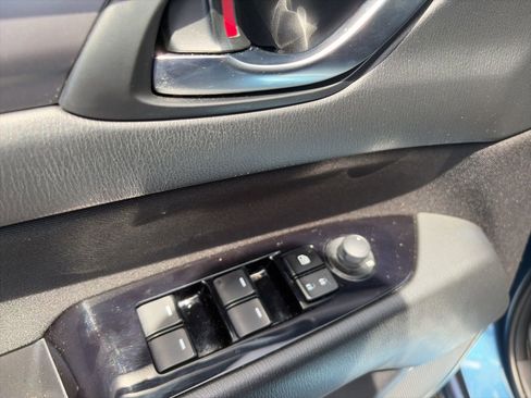 Used 2019 MAZDA CX-5 Sport image 11