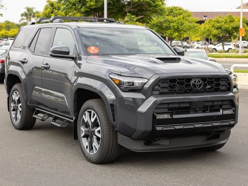 New 2026 Toyota 4Runner TRD Sport AWD/4WD image 3