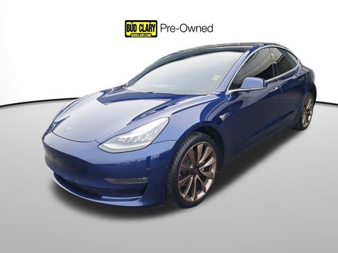 Used 2018 Tesla Model 3 Mid Range image 1
