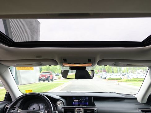 Used 2020 Lexus IS 300 w/ Accessory Package 2 image 30