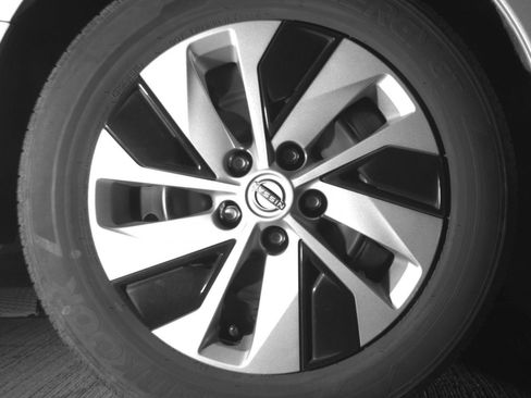 Used 2023 Nissan Altima 2.5 S FWD image 18