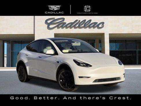 Used 2023 Tesla Model Y Long Range AWD/4WD image 1