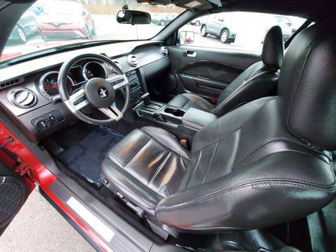 Used 2008 Ford Mustang Premium image 7
