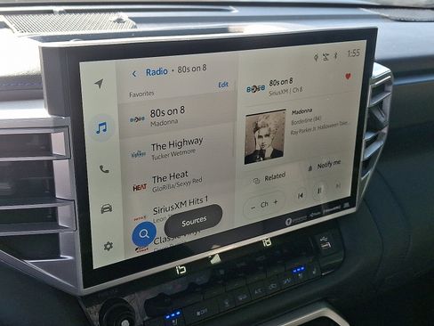 Used 2022 Toyota Tundra Platinum image 17