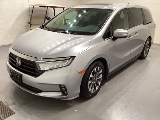 Certified 2024 Honda Odyssey EX-L image 3