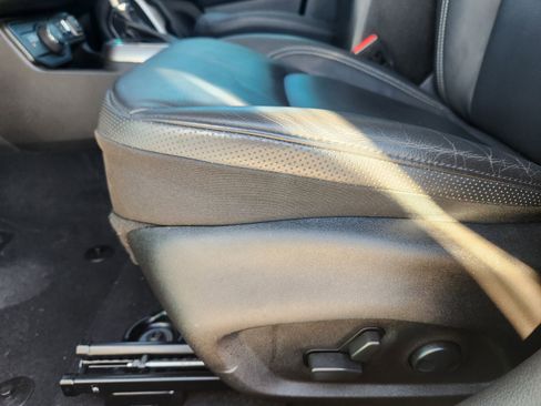 Used 2022 Jeep Renegade Limited image 25