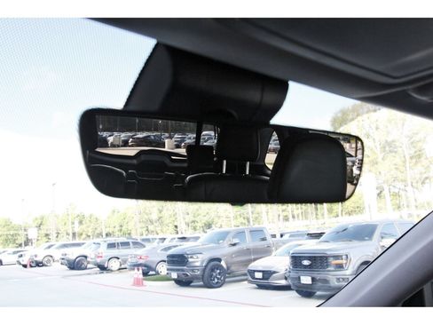 Used 2018 Toyota Highlander XLE AWD/4WD image 24