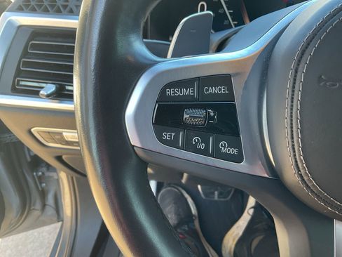Used 2023 BMW X7 xDrive40i w/ Dynamic Handling Package AWD/4WD image 9