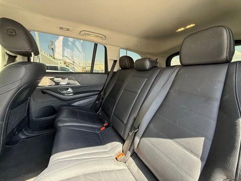 Used 2022 Mercedes-Benz GLS 450 4MATIC image 18