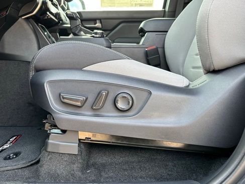 New 2025 Toyota Tacoma TRD Off-Road image 13