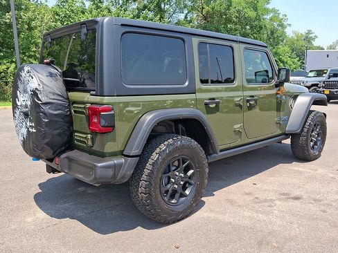 Certified 2024 Jeep Wrangler Unlimited AWD/4WD image 6