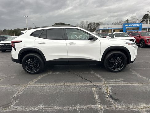 New 2026 Chevrolet Trax ACTIV w/ Driver Confidence Package image 10