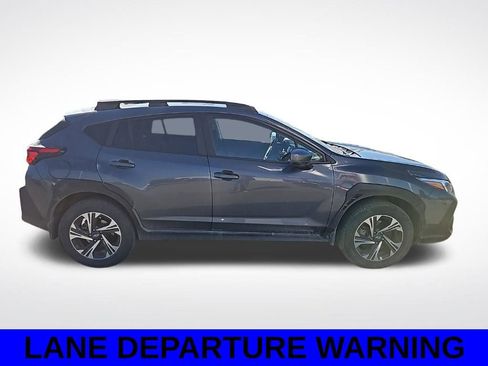 Used 2024 Subaru Crosstrek 2.0i Premium image 4