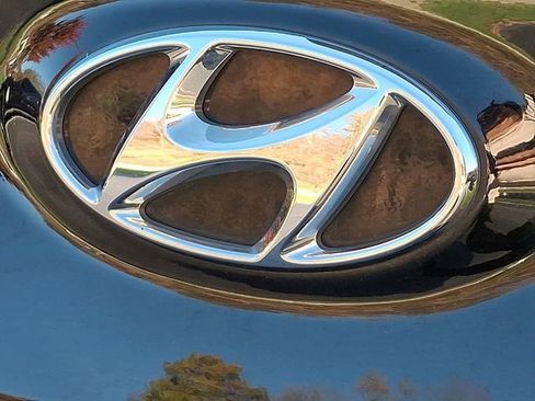 Used 2018 Hyundai Kona SEL w/ SEL Tech Package 02 image 31