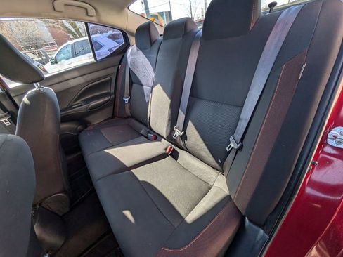 Used 2021 Nissan Versa SR image 18