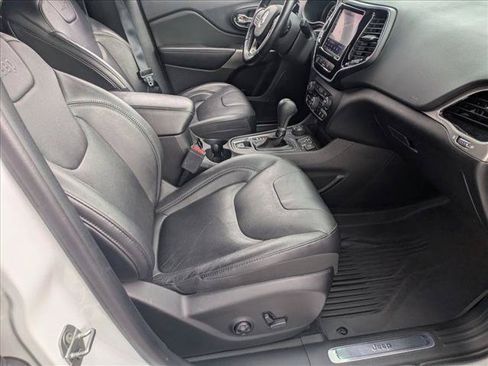 Used 2021 Jeep Cherokee High Altitude AWD/4WD image 19