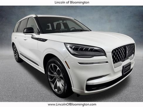 Used 2023 Lincoln Aviator Grand Touring w/ Elements Package Plus AWD/4WD image 11