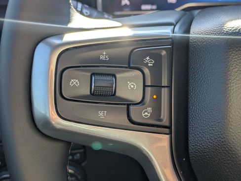 Used 2025 Chevrolet Silverado 2500 LT image 25