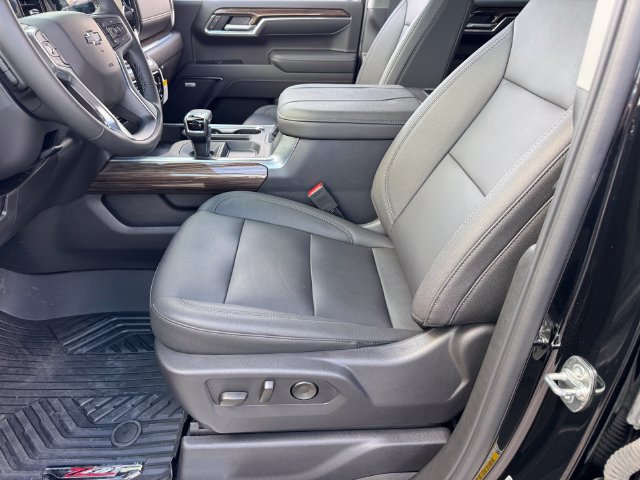 Used 2026 Chevrolet Silverado 1500 RST AWD/4WD image 18