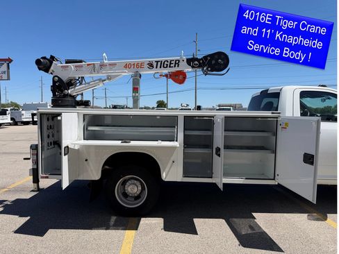 Used 2023 RAM 3500 Tradesman RWD image 2