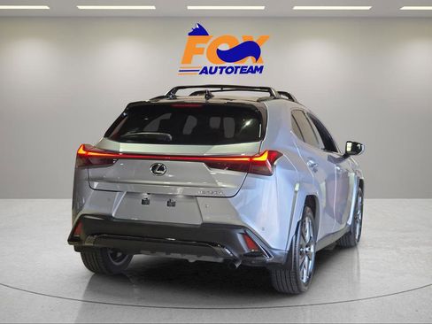 Used 2023 Lexus UX 250h F Sport FWD image 4