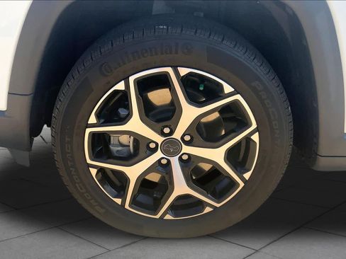 Used 2025 Jeep Compass Limited AWD/4WD image 11
