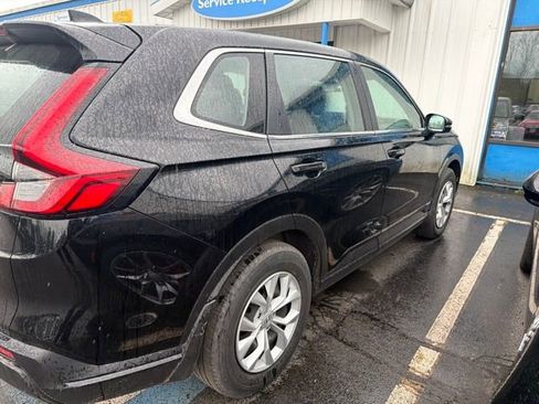 Used 2024 Honda CR-V LX image 5