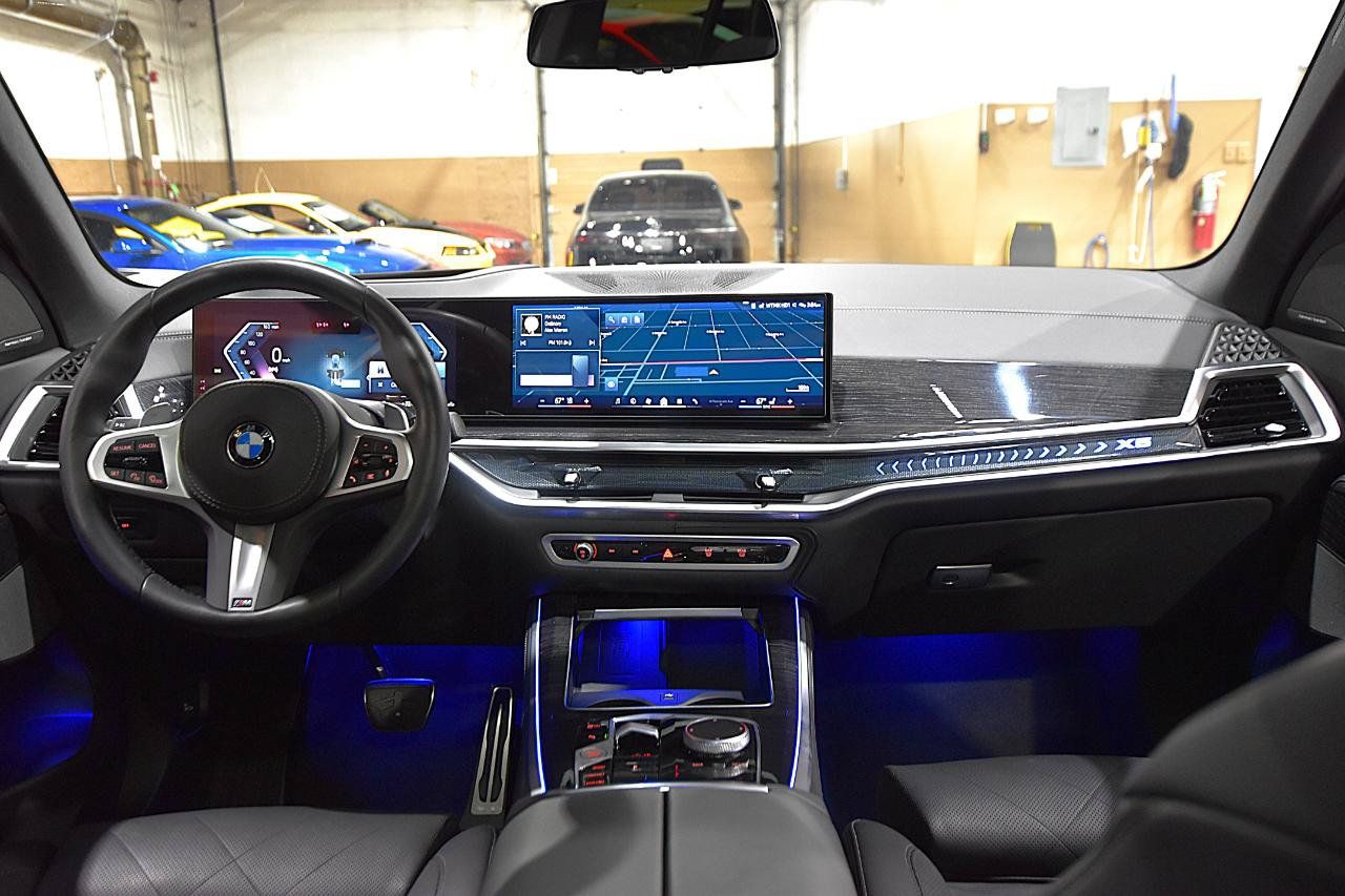 Used 2025 BMW X5 xDrive40i w/ M Sport Package AWD/4WD image 39