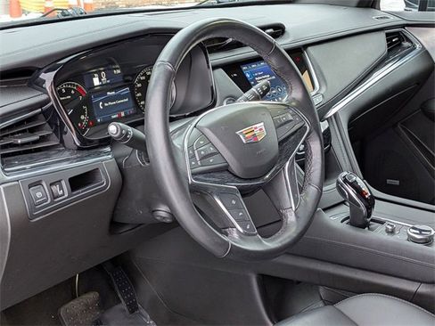 Certified 2023 Cadillac XT5 Premium Luxury image 9