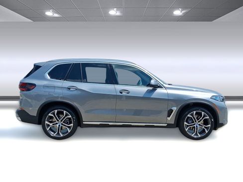 Used 2026 BMW X5 sDrive40i RWD image 7