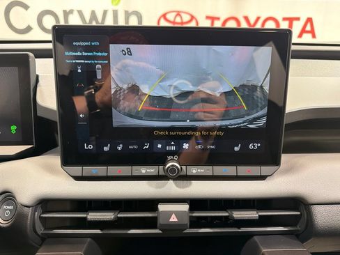 Used 2026 Toyota RAV4 SE w/ Weather Package AWD/4WD image 29