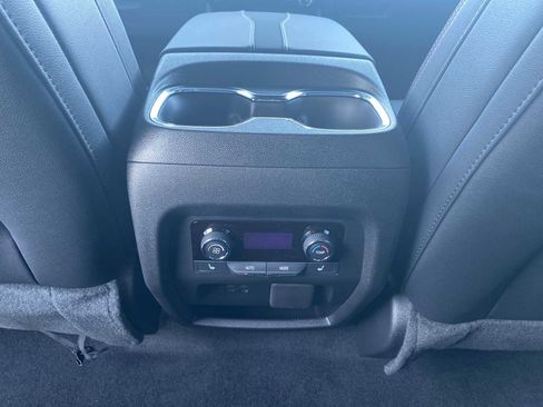 New 2026 Chevrolet Traverse RS image 21