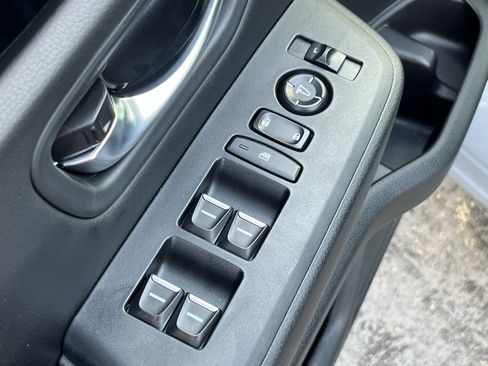 Used 2025 Honda Pilot Touring image 31