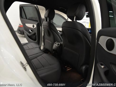 Used 2022 Mercedes-Benz GLC 300 4MATIC image 22