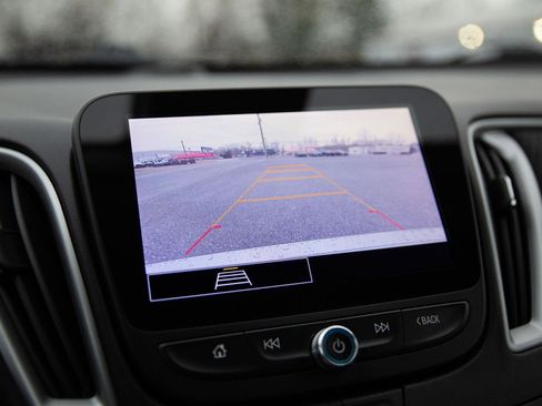 Used 2024 Chevrolet Malibu LT image 8