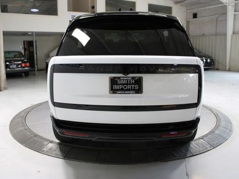 Used 2025 Land Rover Range Rover Long Wheelbase SE AWD/4WD image 5