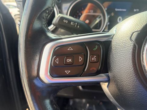 Used 2021 Jeep Wrangler Unlimited Sahara image 16