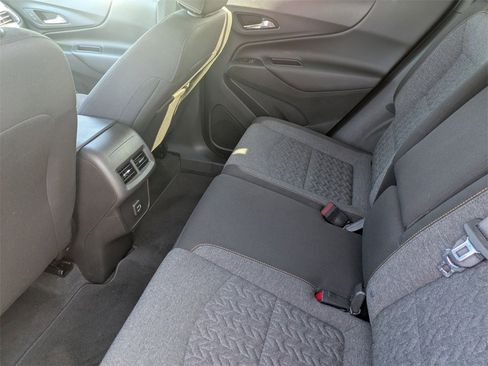 Used 2022 Chevrolet Equinox LT image 31