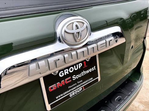 Used 2022 Toyota 4Runner Limited image 29
