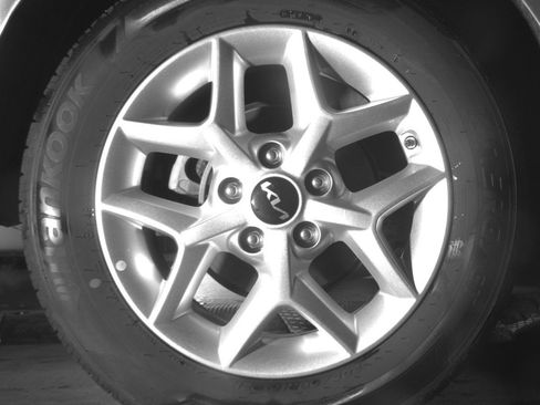 Used 2025 Kia Soul LX w/ LX Technology Package FWD image 15