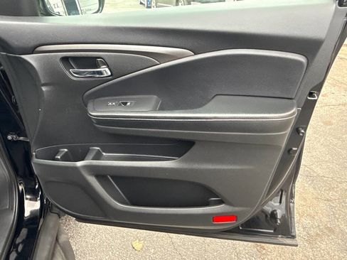 Used 2019 Honda Ridgeline Sport image 34