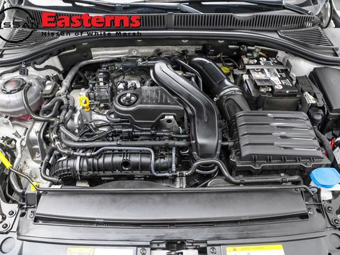 Used 2023 Volkswagen Jetta SE w/ Panoramic Sunroof Package image 7