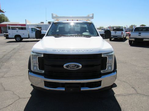 Used 2017 Ford F450 XL w/ XL Value Package RWD image 3